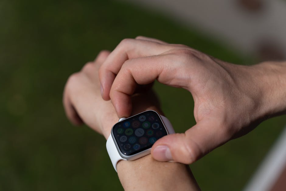 best fitness tracker under 2000 India 2025 accuracy