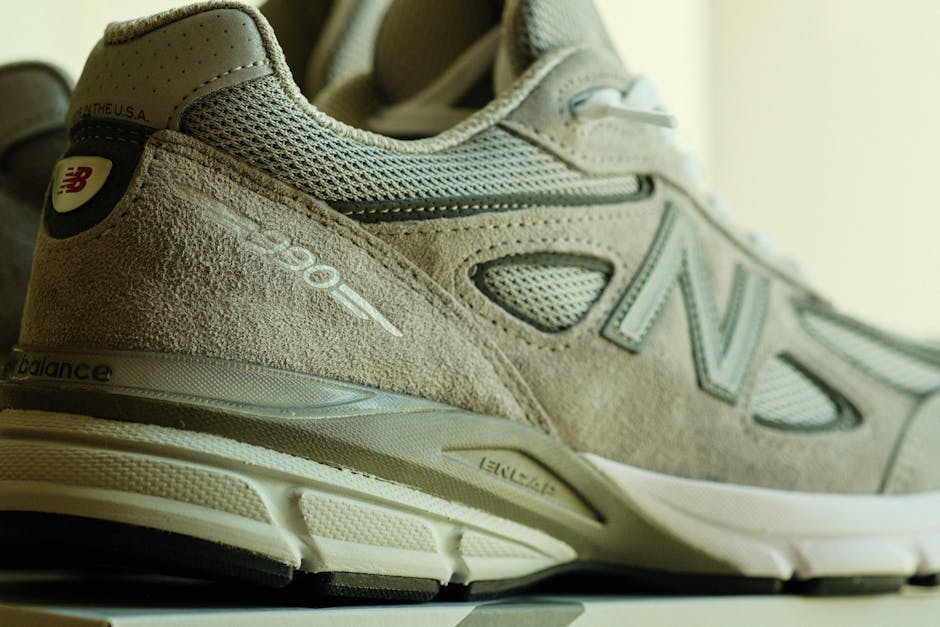 best running shoes under 2000 India for men